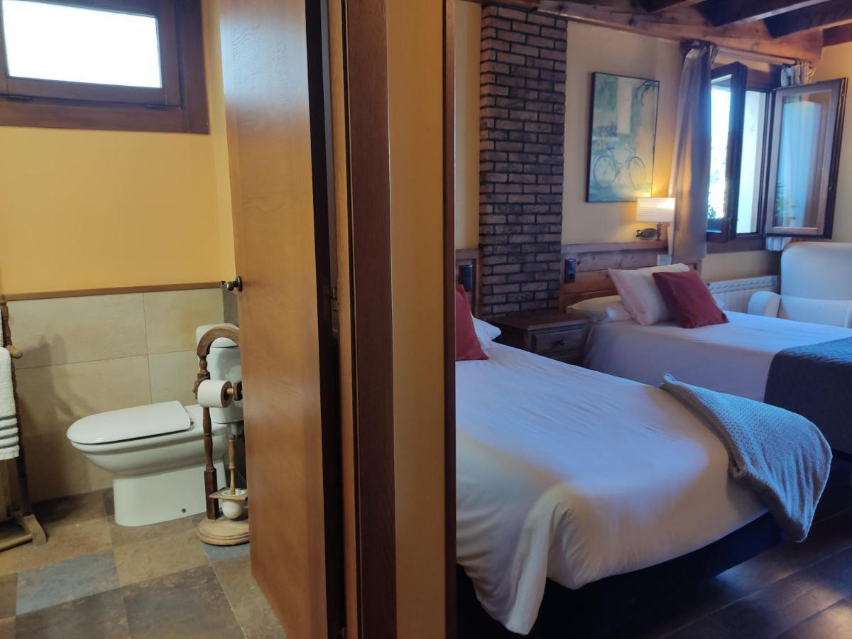 Hotel Rural Irati Selva De Irati Jaurrieta المظهر الخارجي الصورة